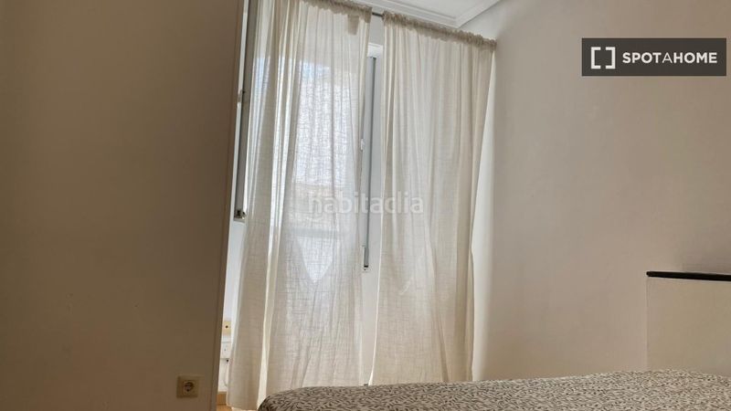 Foto 22dc1309-7686-40da-bbcd-eff3e9c48701. Rent flat with heating in Mestalla Valencia