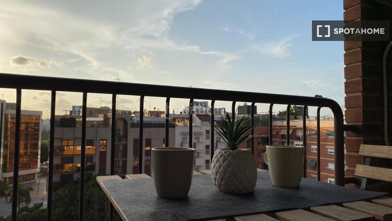 Foto 30a96d17-cf8b-4122-b444-801c75af9c96. Rent flat with heating in Mestalla Valencia