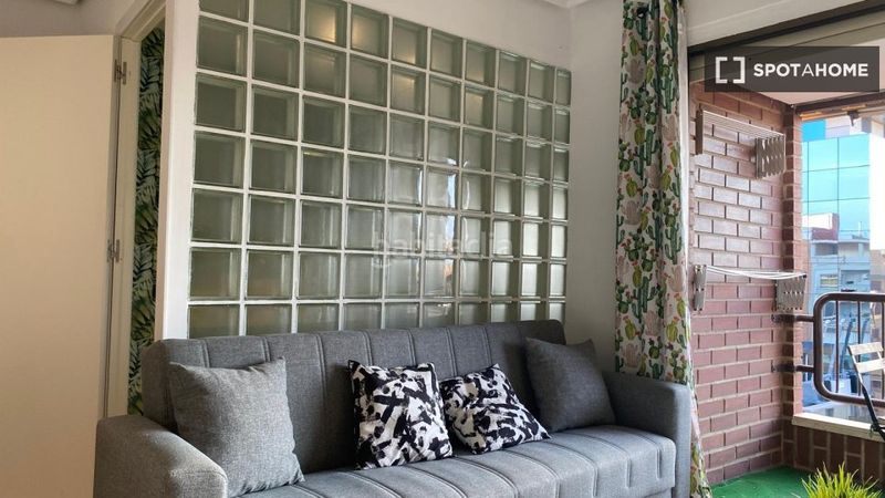 Foto 628cb749-e94f-47b5-969b-a6a9d05eabd6. Rent flat with heating in Mestalla Valencia