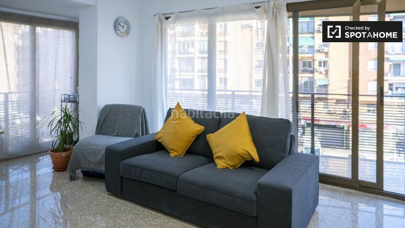 Foto 2cf554ec-25e1-4ec2-96c6-b6cd514dbb5d. Rent flat with heating in Nou Moles Valencia