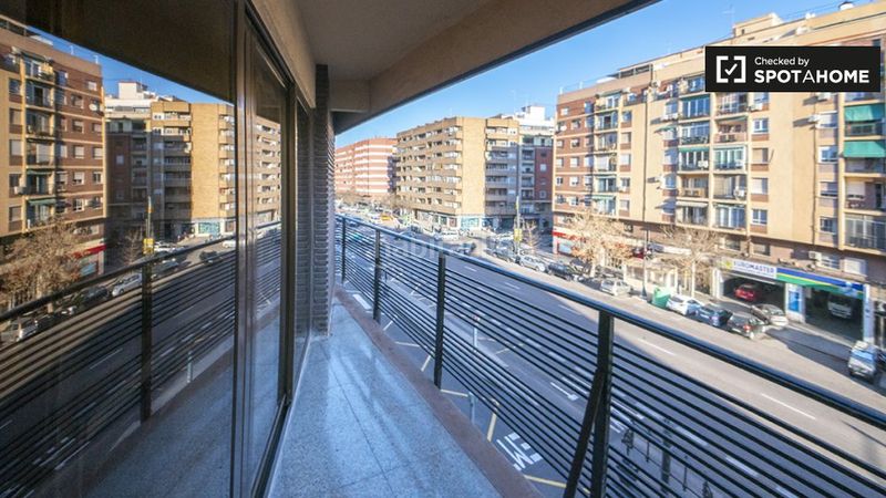 Foto cd8cd924-d498-4489-9e76-2c23d5e3bc19. Rent flat with heating in Nou Moles Valencia