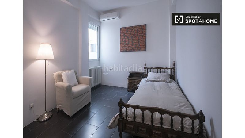 Foto 8b0b3342-f722-434a-8ba2-d077ed120c3f. Rent flat with heating in Gran Via Valencia