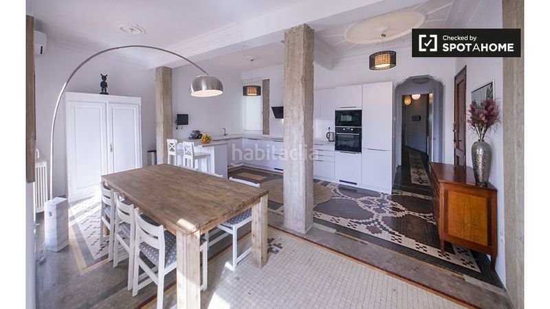 Foto c9403a46-7501-4e85-b741-6a131f93d8d7. Rent flat with heating in Gran Via Valencia