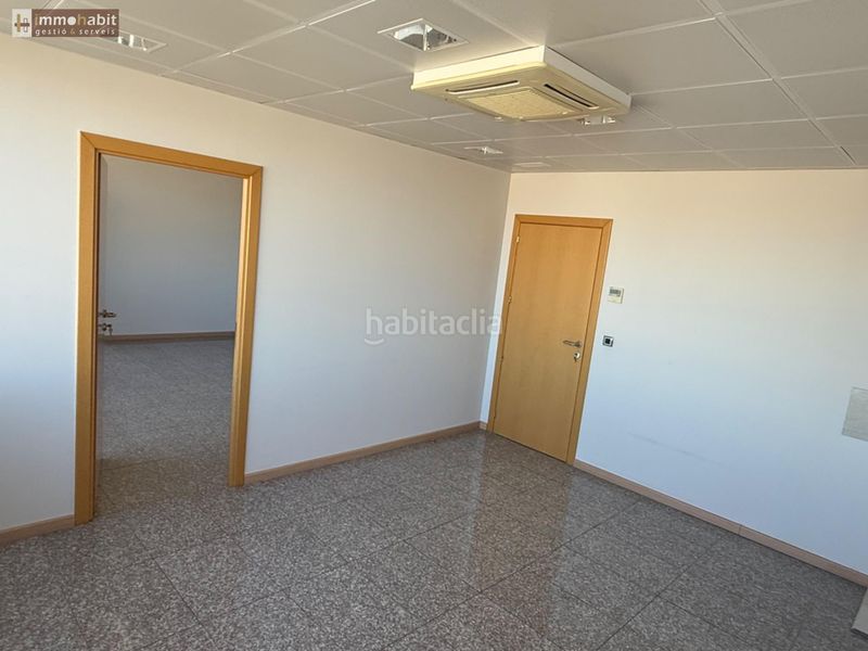 Foto 368c74d6-e99d-4f7a-9dcb-a53d19b90d22. Miete büro mit heizung in Magraners Lleida