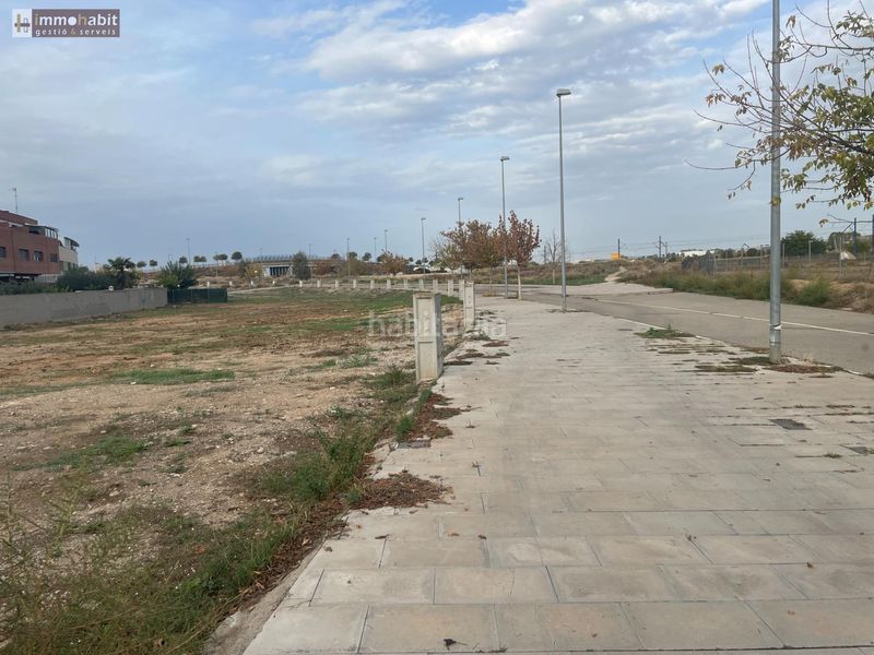 Foto c053964f-99e3-470a-b6b9-3fe2a3fb33b0. Terreny residencial a La Bordeta Lleida