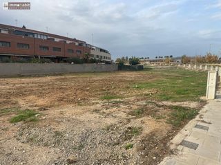 Terreno residenziale in La Bordeta. Parcelas para casas adosadas en lleida