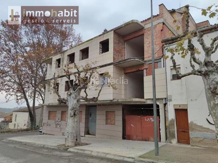 Foto c0c6becf-cbdc-440e-b0c3-bfab18189eb9. Edificio in Borges Blanques (Les)