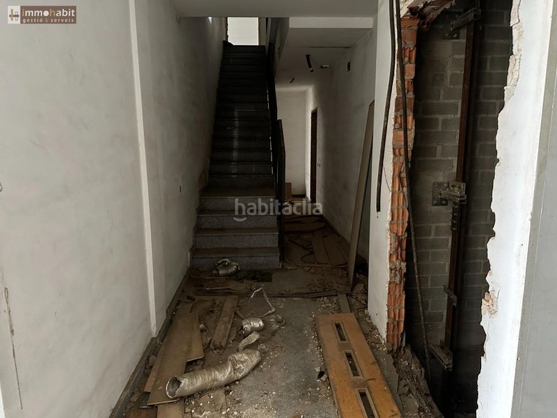 Foto be1e8ef4-fddb-4d8a-ae7d-004601712a7d. Edifici a Bell-lloc d´Urgell