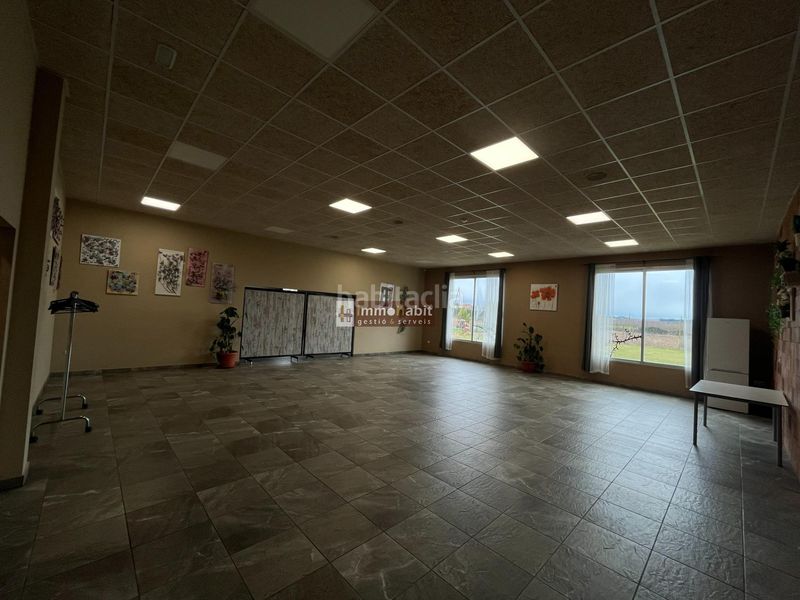Foto 84a064b6-b5dd-4c55-9289-e6a634a75312. Local comercial a Puigverd de Lleida