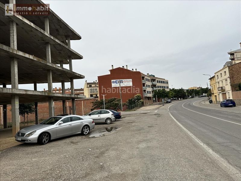 Foto 09a777ff-5670-4f0f-ae81-5a478145e4f8. Edificio in Alcarràs