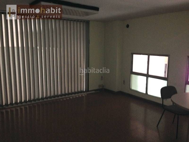 Foto 5838cecd-6a45-420e-bdbf-f672ac0158f8. Local comercial a Cappont Lleida