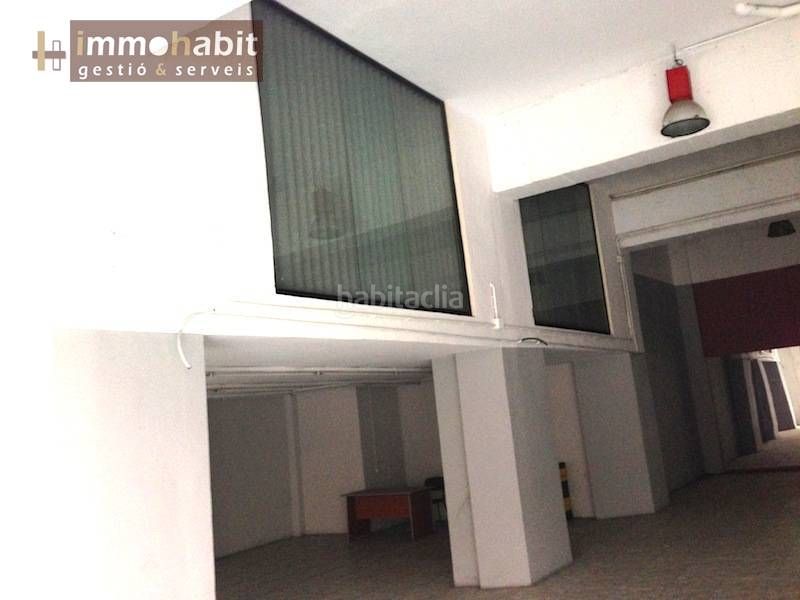 Foto c04667bf-e012-49b4-b2de-cedb37278dcd. Local comercial a Cappont Lleida