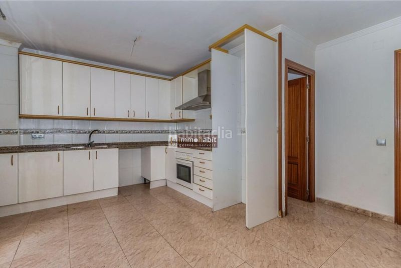 Foto f5a6b903-ad3f-4c36-b561-9f606a01828a. Piso la teva nova llar tespera a ! pis de 4 habitacions amb molt espai i possibilitats en Balaguer