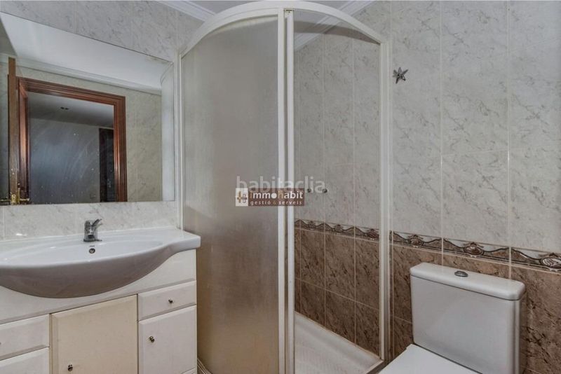 Foto fbb0ed59-9482-46f2-9771-812c2d26a657. Piso la teva nova llar tespera a ! pis de 4 habitacions amb molt espai i possibilitats en Balaguer