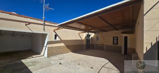 Maison à Campillo. Lorcacasa
