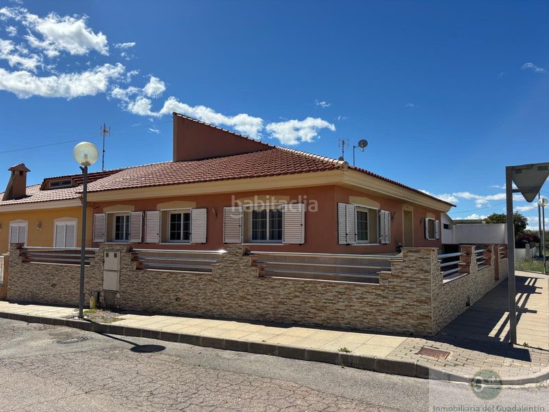 Foto 6d5a10ff-d6b7-4255-8ee2-226c8b5a6552. Chalet avec chauffage parking dans Almendricos Lorca