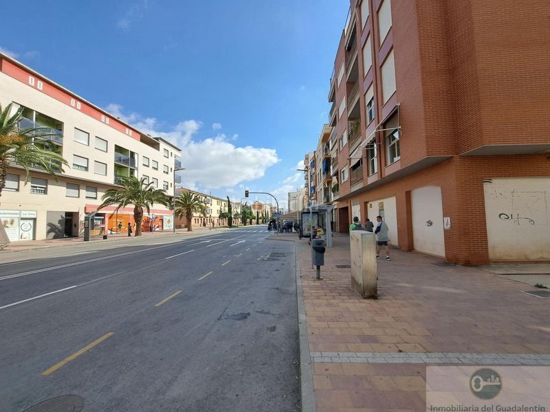Foto 5d1a34c9-7b58-4ad5-b0fb-3a8b74257f45. Rent business premise in La Viña Lorca