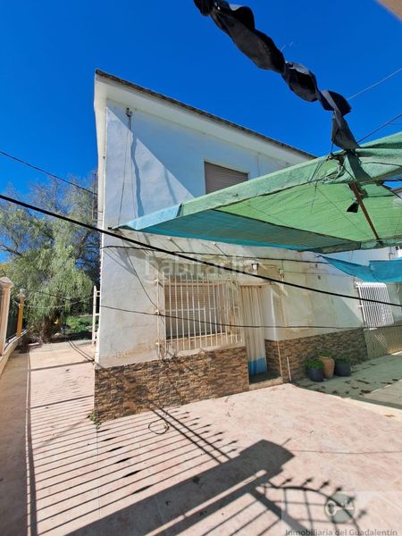 Foto ba30405d-1159-43e9-a69c-010b75095075. Maison avec parking dans La Hoya Lorca