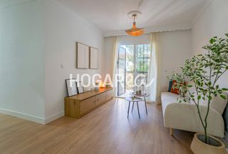 Flat  Gransol. Piso reformado de 66 m2 en planta baja en rincón de la victoria.