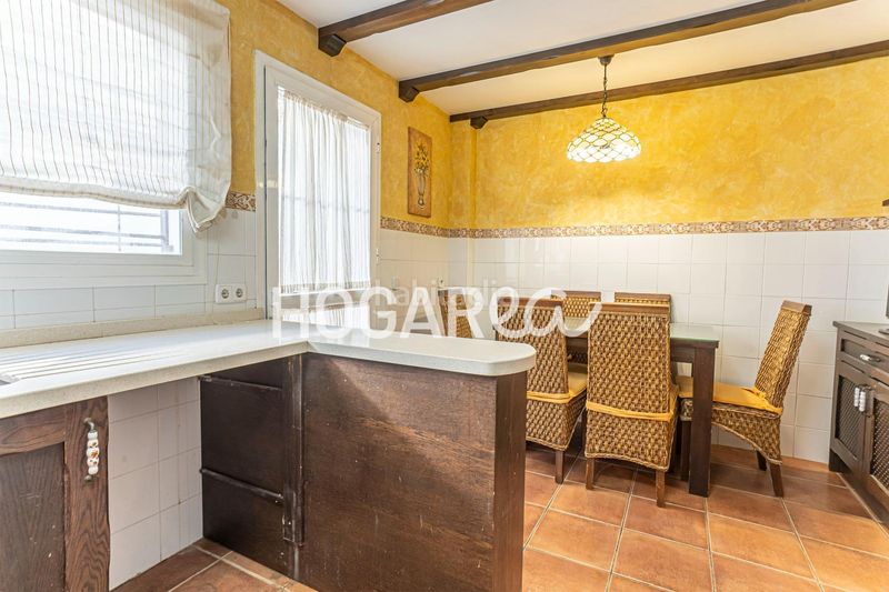 Foto bc6beaf9-4352-44c6-9212-dcd6c952cfe8. Casa adossada amb calefacció aparcament piscina a Málaga