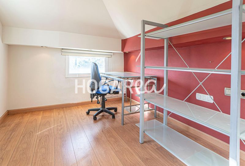 Foto e622e44b-7656-4290-9738-1e4b6c640000. Casa adossada amb calefacció aparcament piscina a Málaga