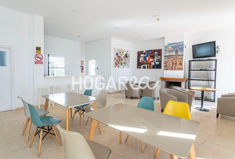 Foto f0aa1068-0ab4-4994-90ba-309d4c8b6284. Casa adossada amb calefacció aparcament piscina a Málaga