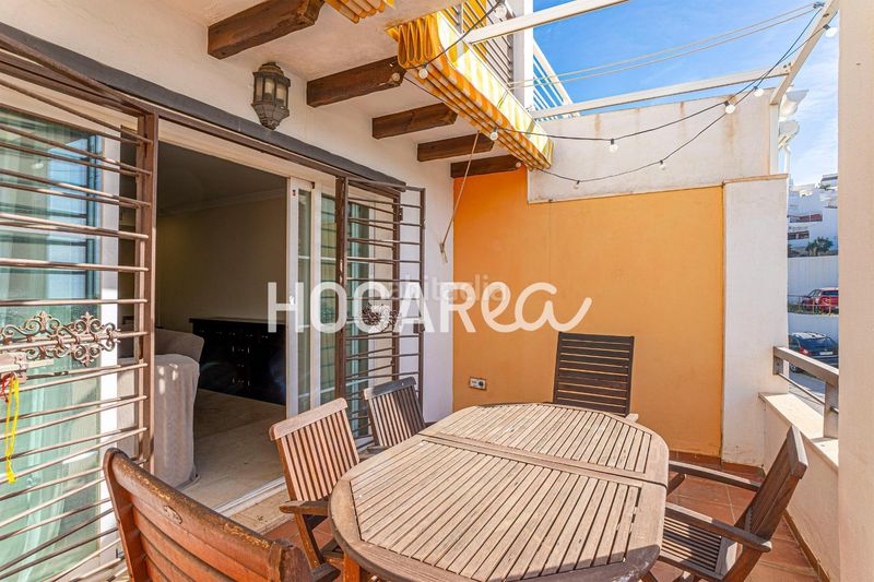 Foto f6a32f9f-7bd7-4de2-8fc4-033cb64bb622. Casa adossada amb calefacció aparcament piscina a Málaga