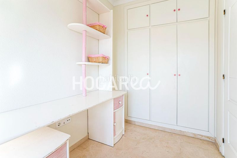 Foto f72f5509-9de0-4ac6-9cd8-e30c37610026. Casa adossada amb calefacció aparcament piscina a Málaga