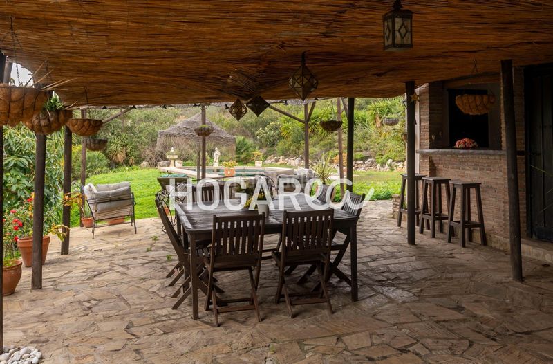 Foto b0493df4-ab71-4821-be8b-7062a7a4c92c. Bauernhof mit pool in Alcaucín