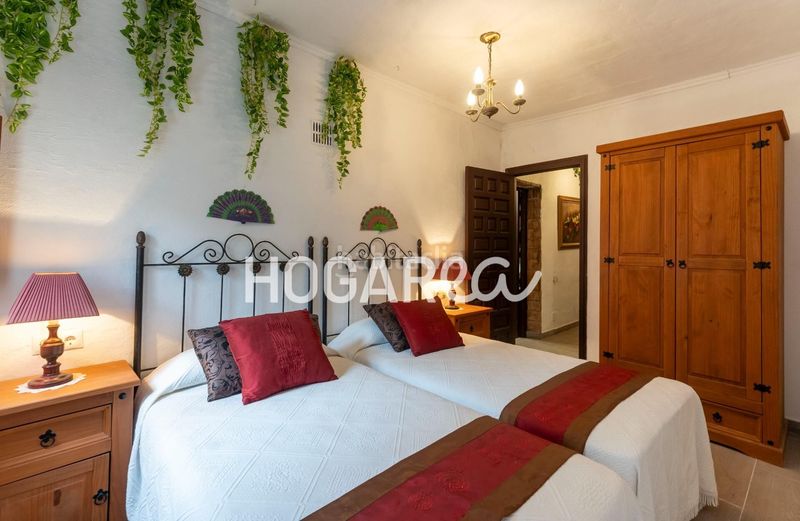 Foto e72e0530-e2a8-408d-8db1-8debd45bb2a4. Bauernhof mit pool in Alcaucín