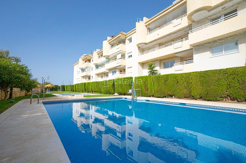 Foto e07fa7cc-00a0-4537-a45a-7a721420be94. Pis amb aparcament piscina a La Cala del Moral Rincón de la Victoria