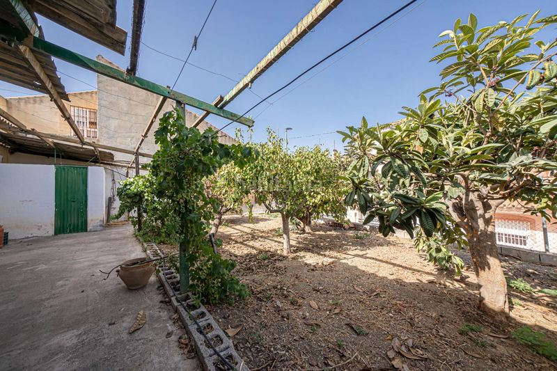 Foto d2ac103d-33b6-4a1b-895e-5fe2d7071109. Masia amb aparcament a Residencial Jardín Botánico Málaga