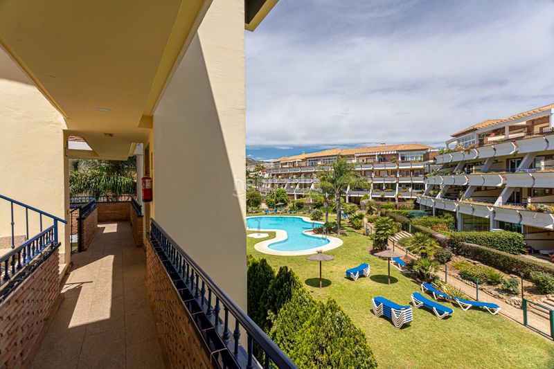 Foto f1829f4f-7983-4376-8971-de3f43aabc1e. Àtic amb aparcament piscina a Riviera del Sol Mijas