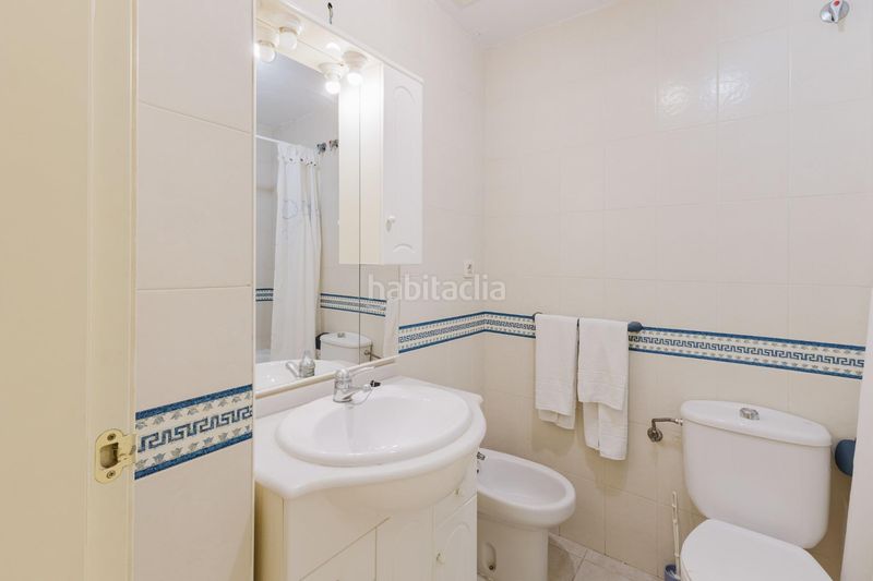 Foto fd2ddefb-b994-4386-9676-7f11ae2576c7. Pis amb aparcament a Chaparil - Torrecilla - Punta Lara Nerja
