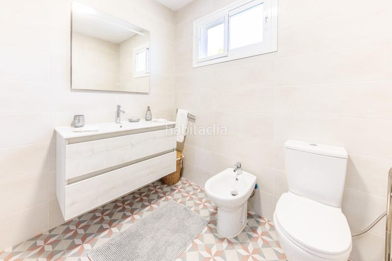 Foto ccefa3a6-52cb-467e-bb70-e6b69fe2f1bf. Casa amb piscina a Campanillas Málaga