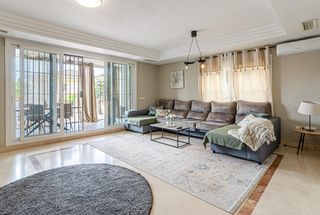 Casa  Calle opalo de riviera. Espacio, confort y acceso directo a la piscina en riviera del so