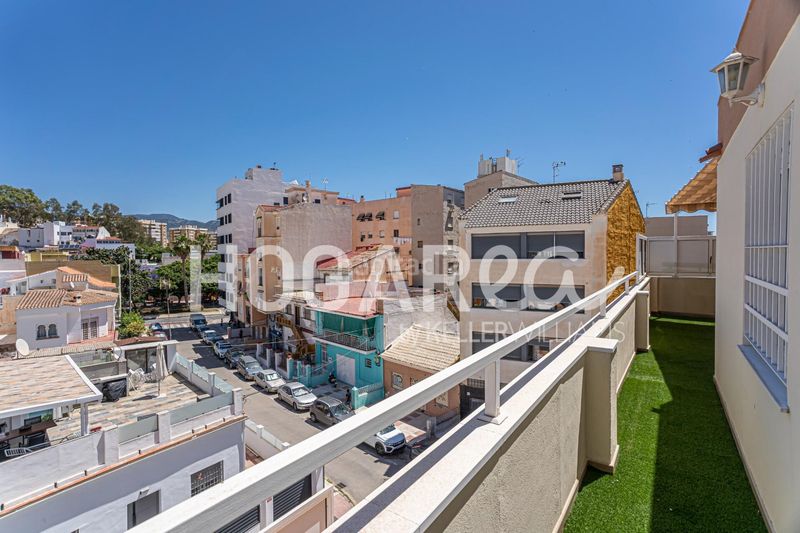 Foto 5f6a450b-bcf7-4aa2-9b34-d82c8349a6dc. Dúplex amb calefacció a Parque Victoria Eugenia Málaga
