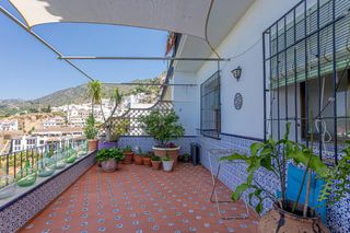 Haus  Calle san sebastian. Inversión estratégica en frigiliana casa de pueblo de 556 m2