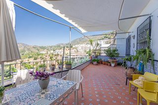 Haus  Calle san sebastian. Inversión estratégica en frigiliana casa de pueblo de 556 m2