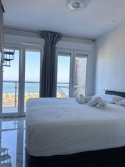 Miete Dreistöckige Wohnung in La Carihuela - Los Nidos. Exclusivo tríplex frente al mar en la carihuela