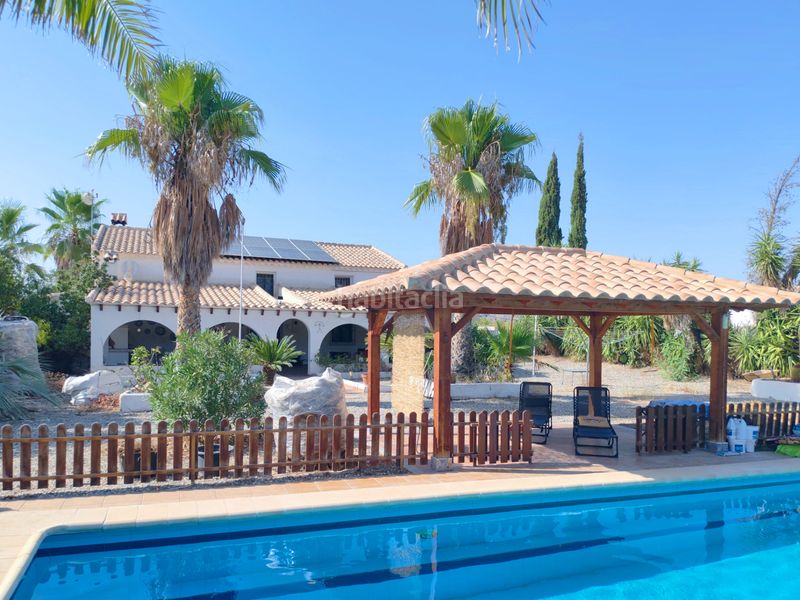Foto f1702bb7-5c4d-40a5-9265-3c666cc4bfef. Xalet amb xemeneia calefacció aparcament piscina a Huércal - Overa