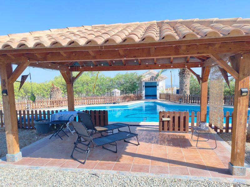Foto fe74fd5e-b752-442b-b802-36e705f3fe3e. Xalet amb xemeneia calefacció aparcament piscina a Huércal - Overa