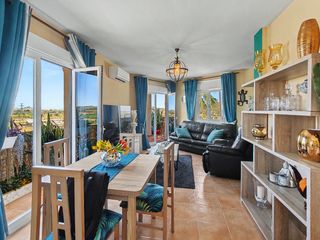 Àtic  Calle las acacias 47. Ático amueblado con ascensor en turre
