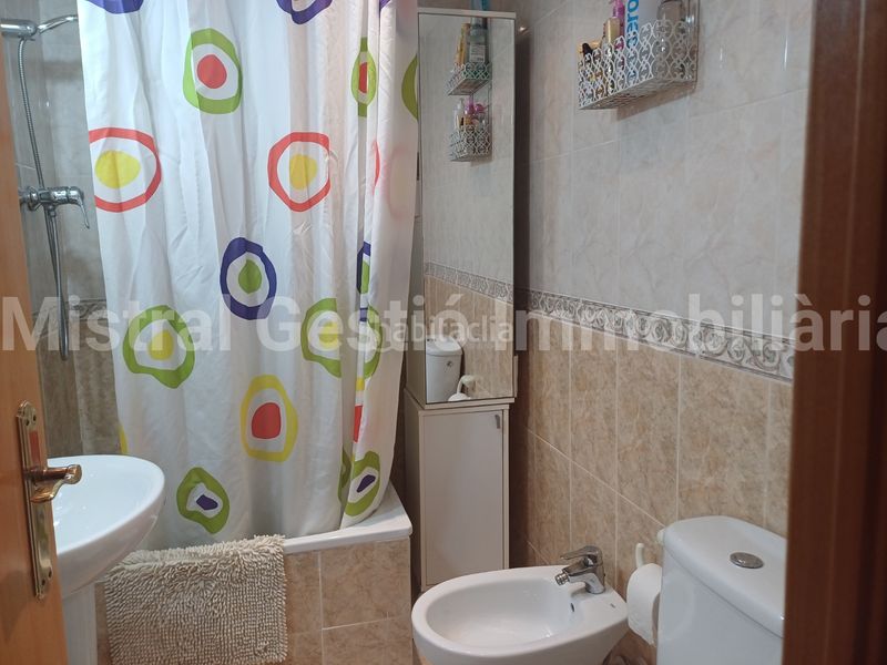 Foto ed883790-c741-449a-9b5d-139a56ec2cf6. Àtic amb aparcament piscina a Calafell platja Calafell