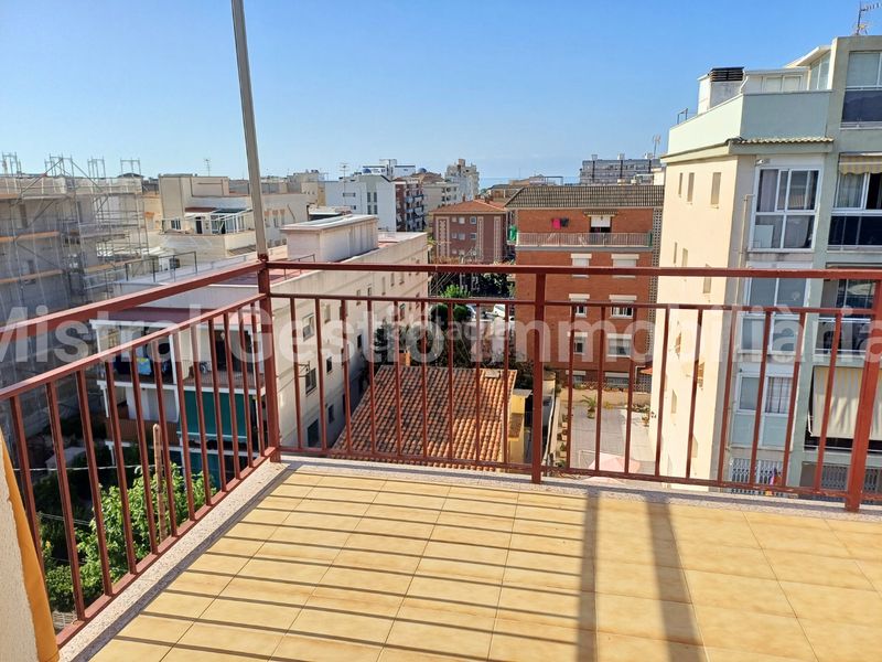 Foto bccf36a7-5f4d-400e-9602-c507913225a4. Pis amb piscina a Segur de Calafell nucli urbà Segur de Calafell