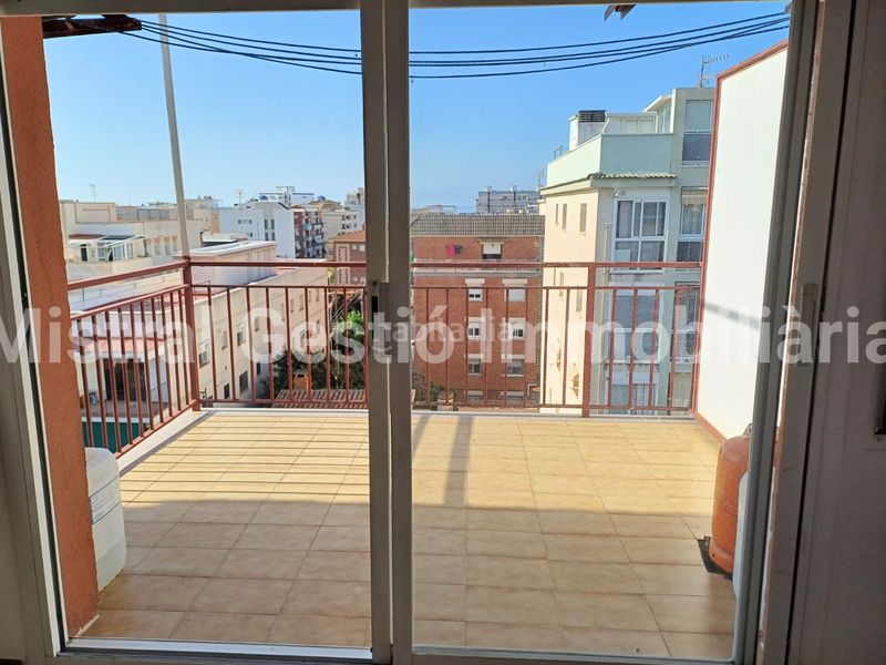 Foto d533826d-04bc-4e73-a0b8-e84dd30fc66f. Pis amb piscina a Segur de Calafell nucli urbà Segur de Calafell