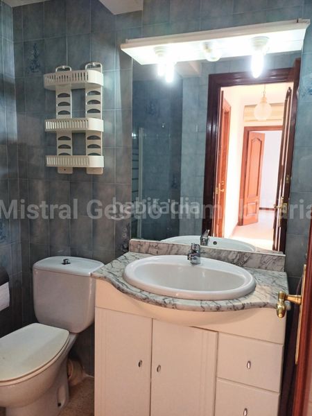Foto db055049-df22-4e0c-a0d9-670f2cf7242d. Pis amb piscina a Segur de Calafell nucli urbà Segur de Calafell