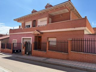 Xalet a Calle Pato