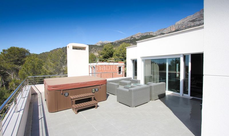 Foto 45d2ae05-3b3f-4511-9c2c-a83681cefd4a. Lloguer casa adossada amb calefacció aparcament piscina a Altea