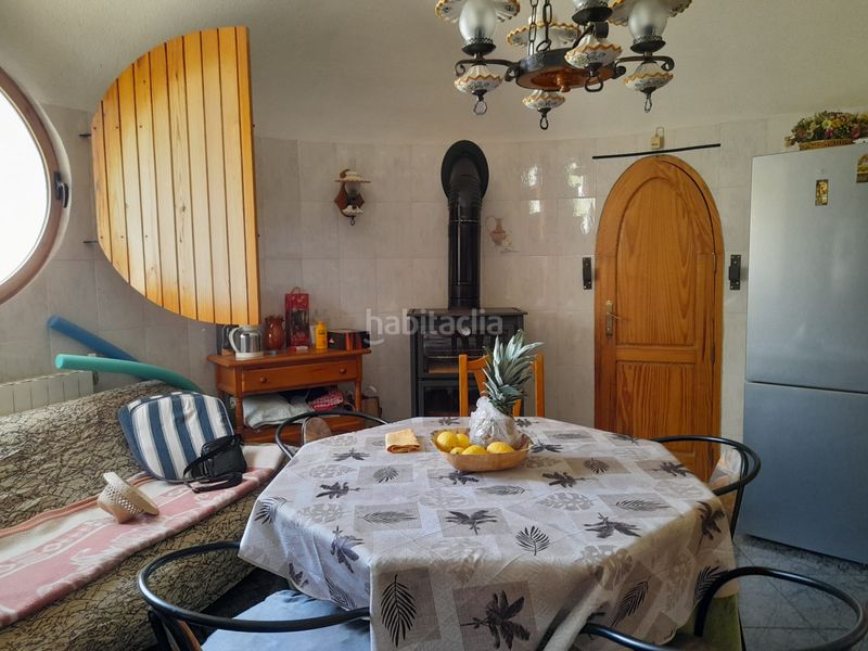 Foto d98165f1-3d35-4b50-8d43-8255c1b852b4. Xalet amb xemeneia calefacció aparcament piscina a Castalla